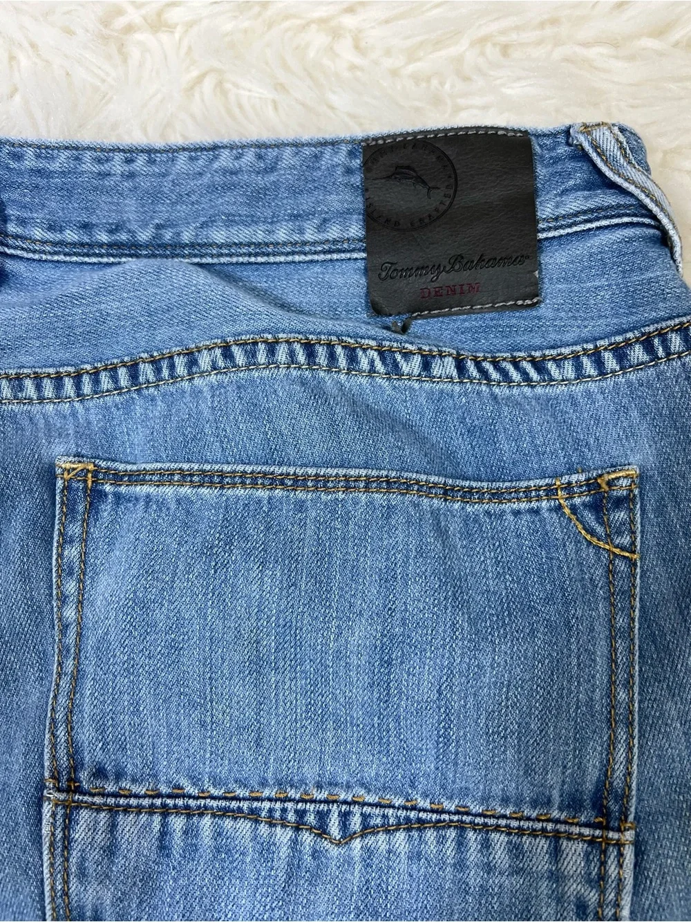 Tommy Bahama Cayman Island Relaxed Jeans Men’s 38x30 Light Wash Denim